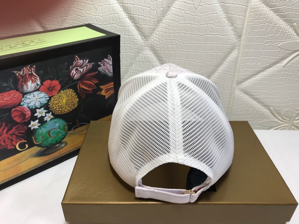 ブランド帽子側面デザイン